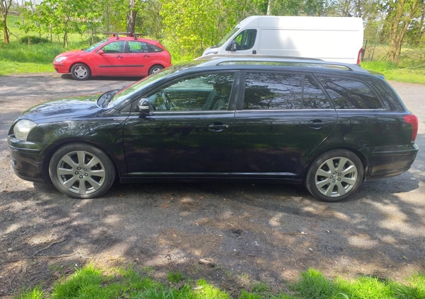 Toyota Avensis cena 15900 przebieg: 267000, rok produkcji 2009 z Turek małe 781